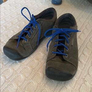 Keen 1011443 Women's Reisen Lace Cascade Brown Oxford Lace Up Shoe Size 8.5